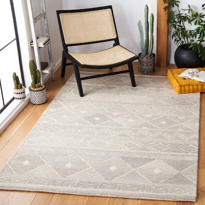 SAFAVIEH Handmade Casablanca Shag Harmtine Moroccan Wool Rug