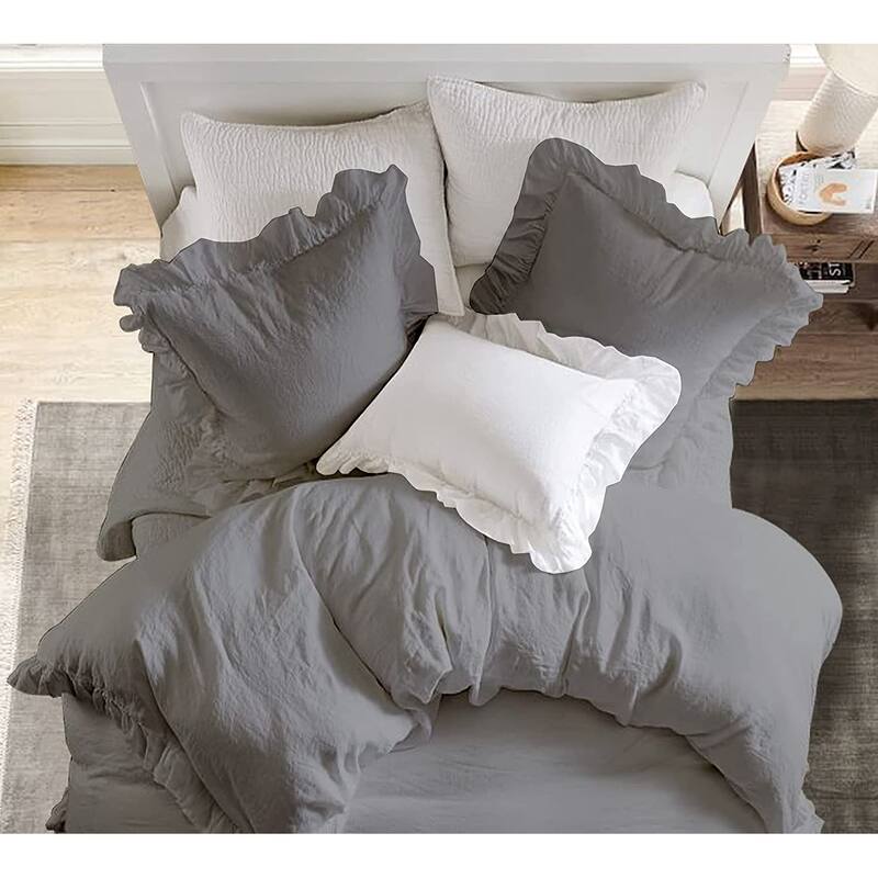 Delara Organic Cotton 300 TC GOTS Certified 8 Internal Ties Ruffled Duvet Set