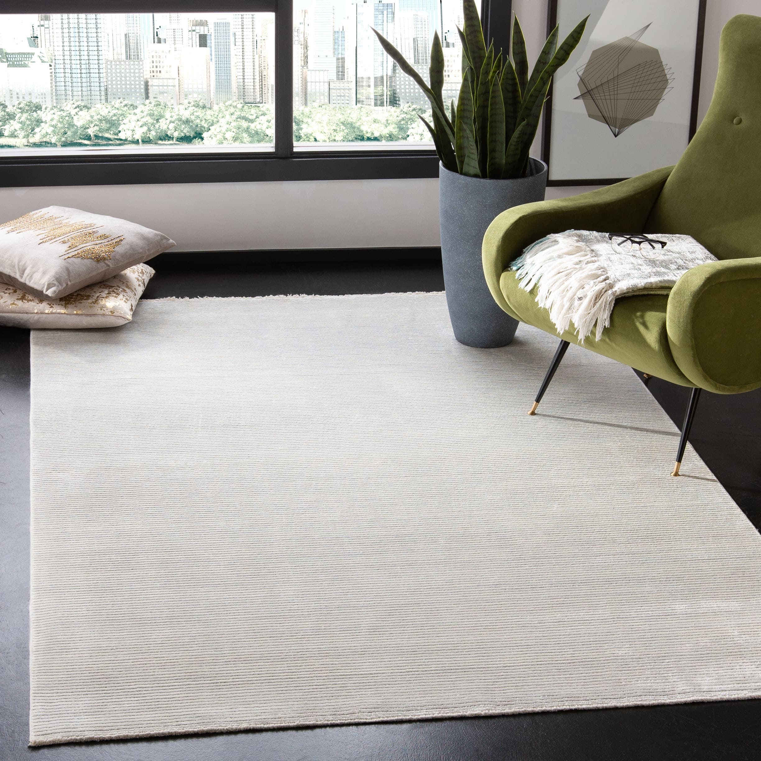 SAFAVIEH Dream Collection DRM472F Modern Ombre Premium Viscose Living Room Dining Bedroom Area Rug 6'7 x 6'7 Square Grey/Ivory 