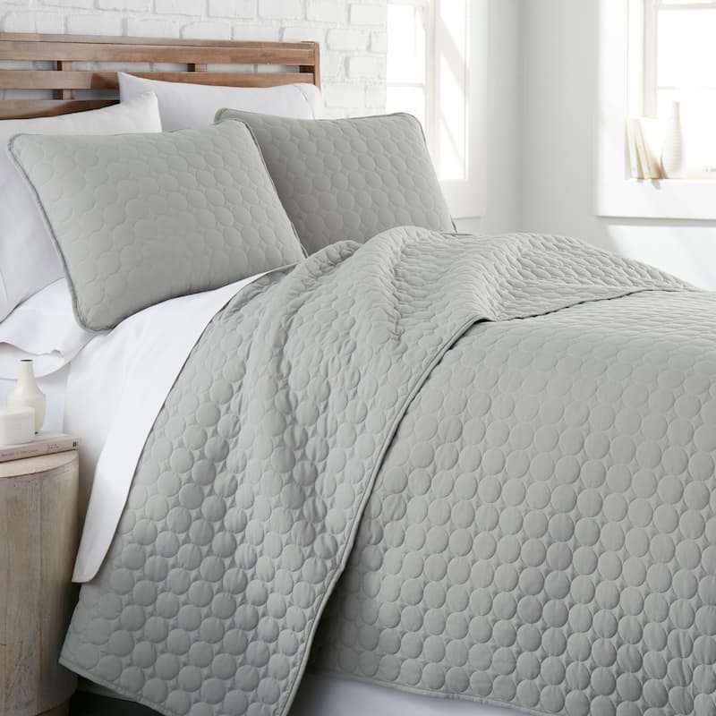 Vilano Ultra-Soft Lightweight 3-piece Quilt and Sham Set - Steel Grey - Twin - Twin XL