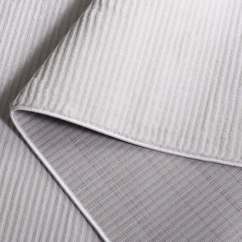 SAFAVIEH Saylor Lazzat Modern Geometric Rug