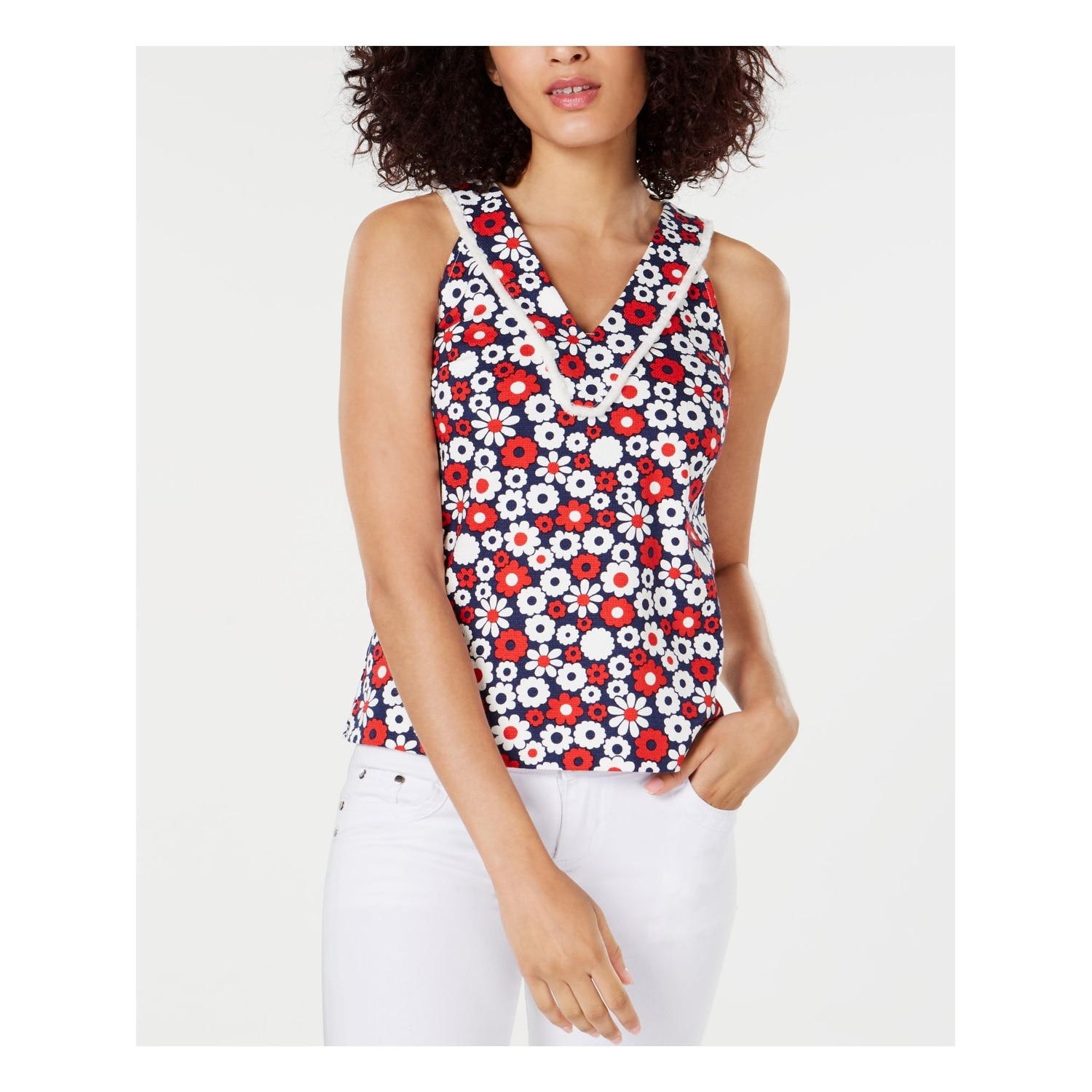 wearing sleeveless tops to work