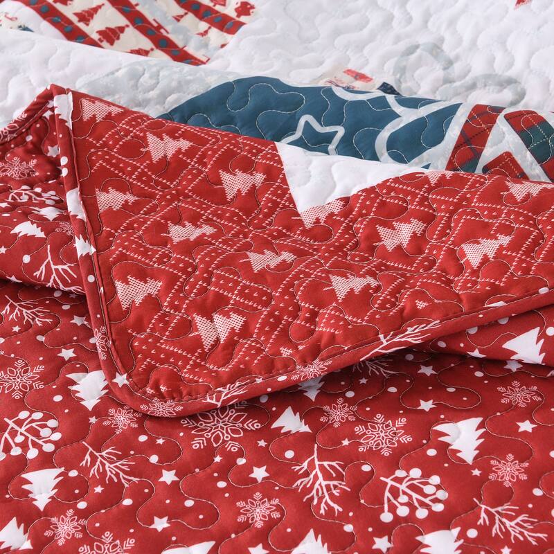 3 Pcs Lightweight Polyester Christmas Quilt Set