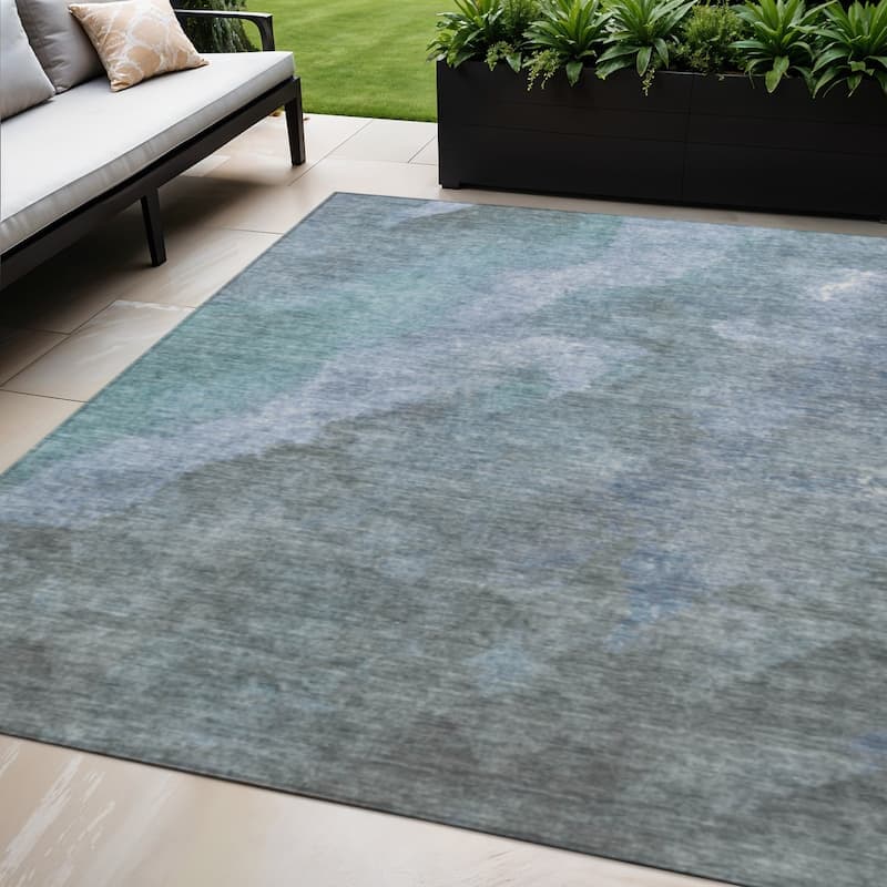 HomeRoots Abstract Transitional Rectangle Outdoor Rug - 5' X 8'