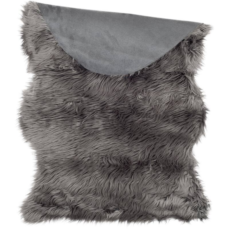 SAFAVIEH Faux Sheep Skin Shona 2.4-inch Thick Rug