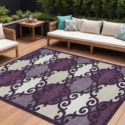 HomeRoots Trellis Transitional Rectangle Outdoor Rug