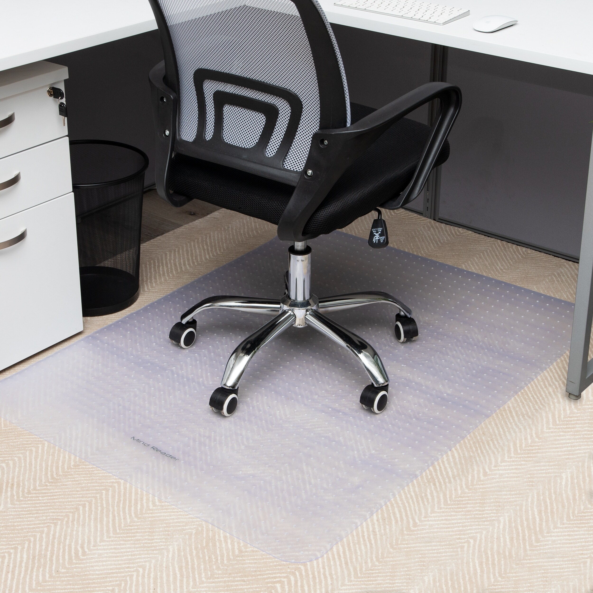 https://ak1.ostkcdn.com/images/products/is/images/direct/0406ed1dbafecbde72dd27b50101aa82d875b48d/Mind-Reader-9-to-5-Collection%2C-Office-Chair-Mat-with-Spikes-for-Low-Pile-Carpet%2C-48-x-36%2C-PVC%2C-Clear.jpg
