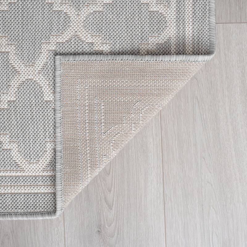 Exo Coastal Geometric Indoor/Outdoor Area Rug