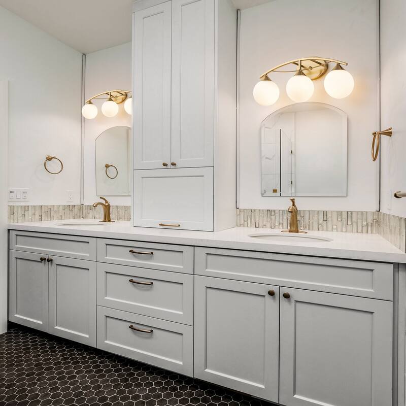 3/4-Light Dimmable Modern Brass Bathroom Vanity Light with Frosted Glass