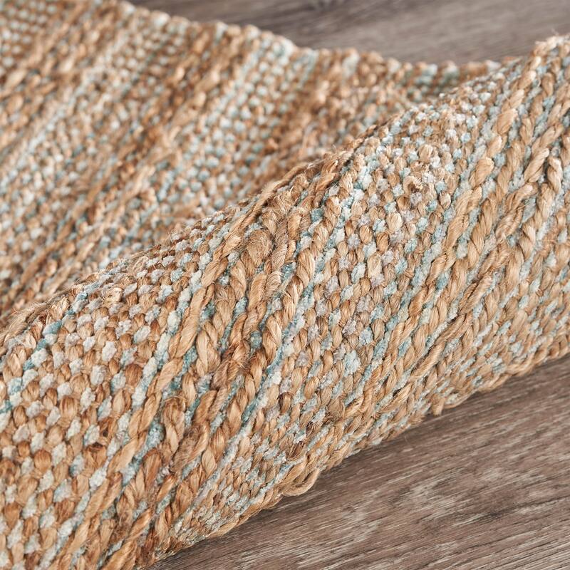 Sevita Neveah Farmhouse Jute and Chenille Indoor Area Rug