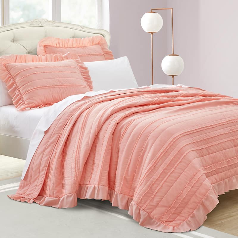 Beaute Living Ruffle Stripe Clip 3-piece Quilt Set