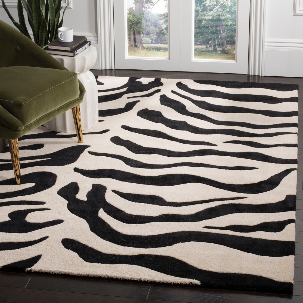 SAFAVIEH Handmade Soho Zejnije Zebra N.Z. Wool Rug