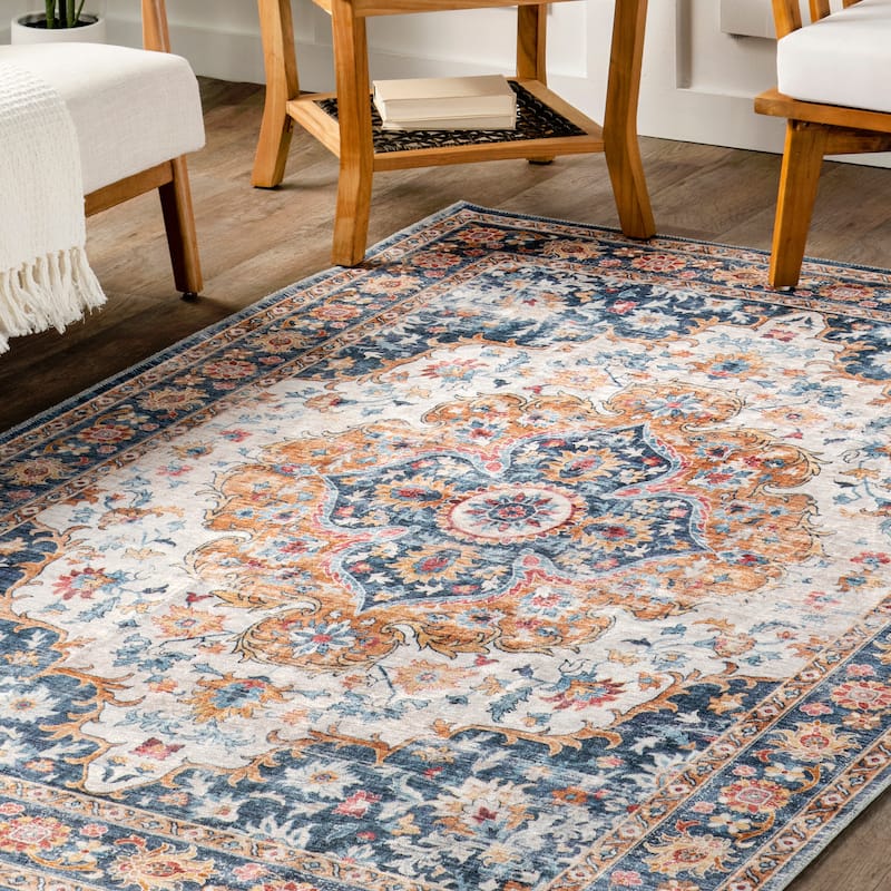 Nuloom Emi Traditional SplashGuard Machine Washable Area Rug