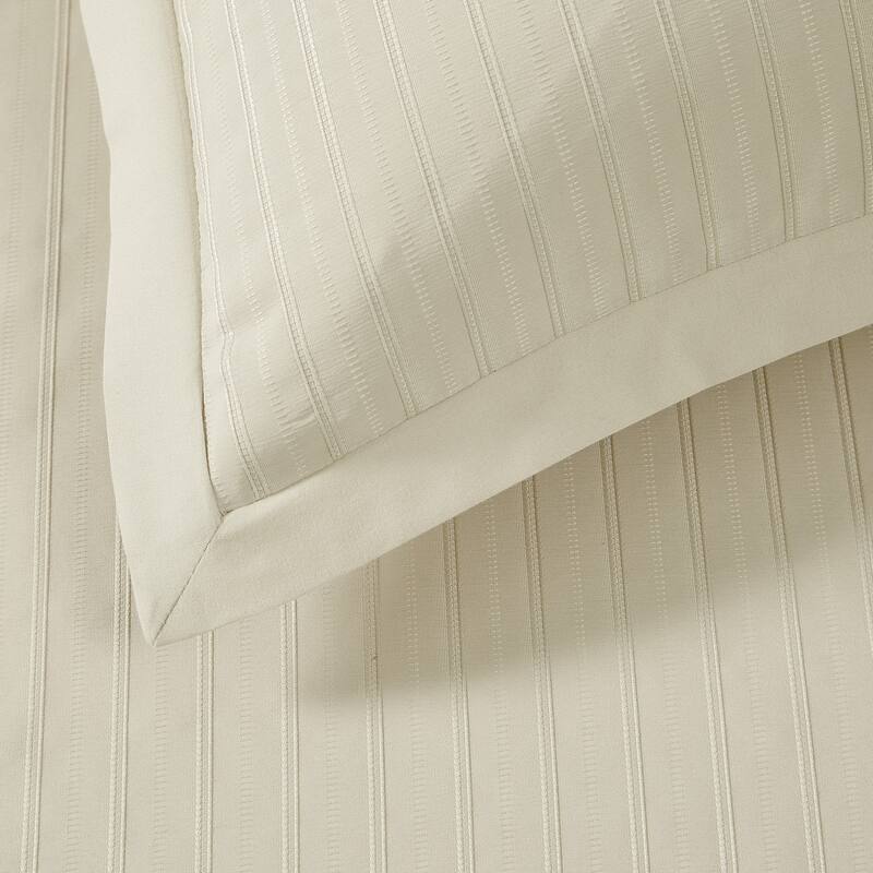 Royal Velvet Olivia Stripe Full/Queen Comforter Set