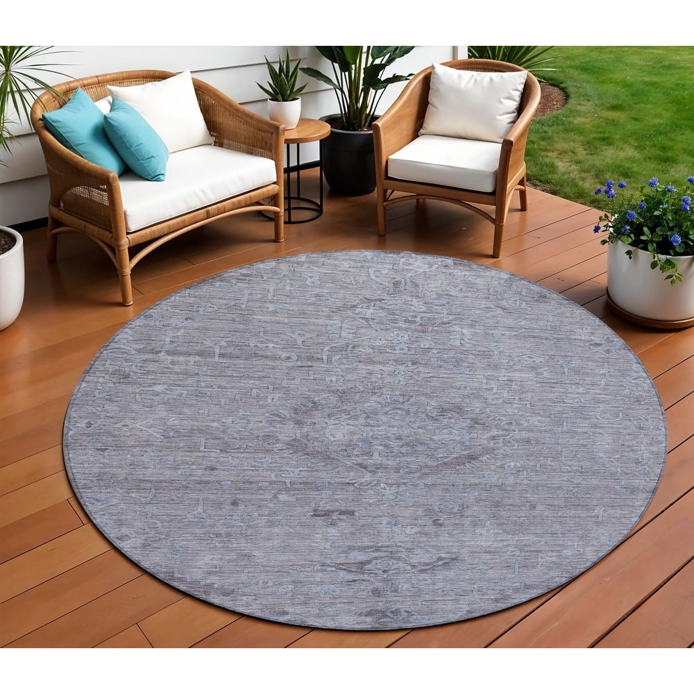 HomeRoots Floral Traditional Rectangle Outdoor Rug
