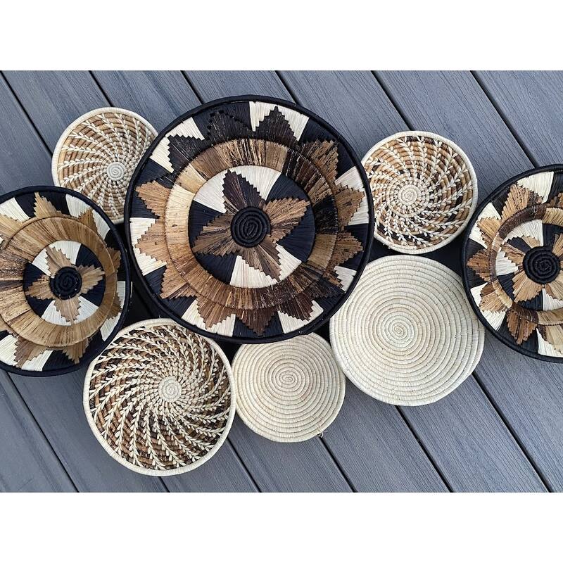 Set Of 8 Natural Color Wall Hanging Baskets 7.5"-12"