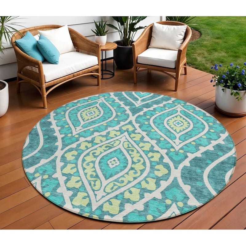 HomeRoots Floral Transitional Rectangle Outdoor Rug - 8' Round