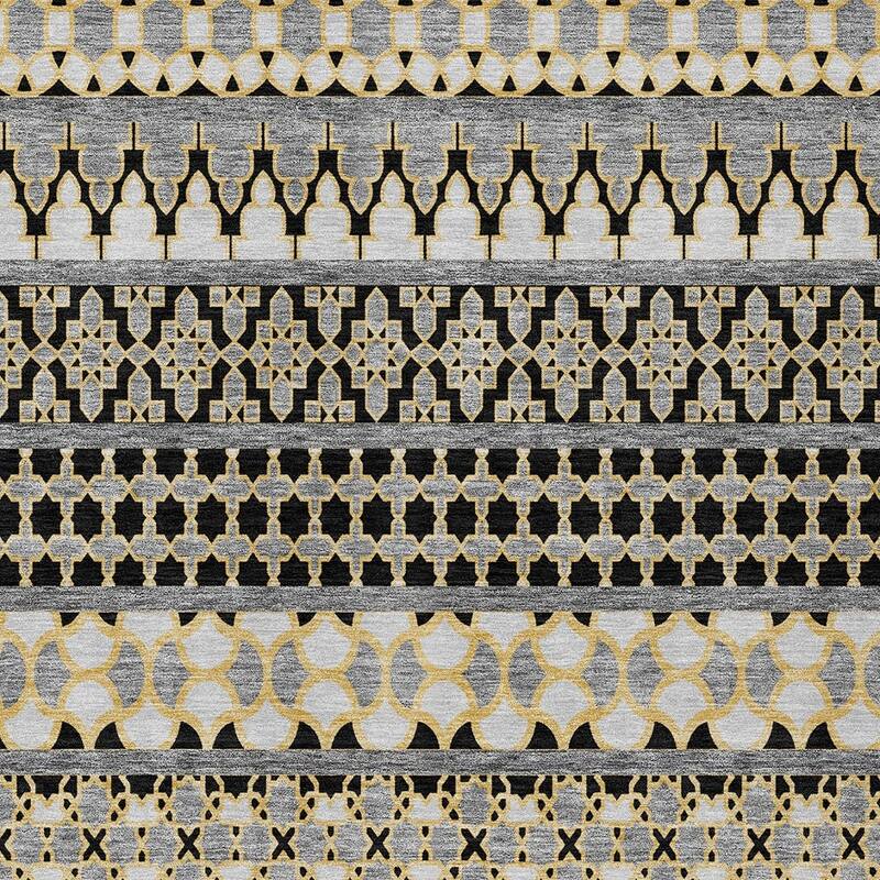 HomeRoots Quatrefoil Transitional Rectangle Outdoor Rug