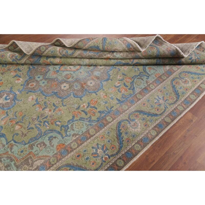 Hand Knotted Oriental 100% Wool Carpet Traditional Medallion Green Tabriz Area Rug - 9' 5'' X 6' 7''