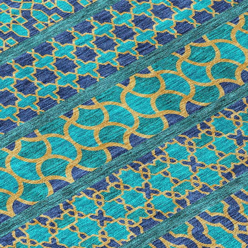 HomeRoots Quatrefoil Transitional Rectangle Outdoor Rug