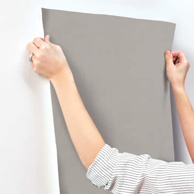 Glendale Silver/Gray Pearl Non-Woven Unpasted Weaves Gossamer Woven Wallpaper Covers about 60.75 sq. ft.