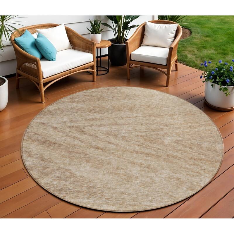 HomeRoots Abstract Transitional Rectangle Outdoor Rug - 8' Round