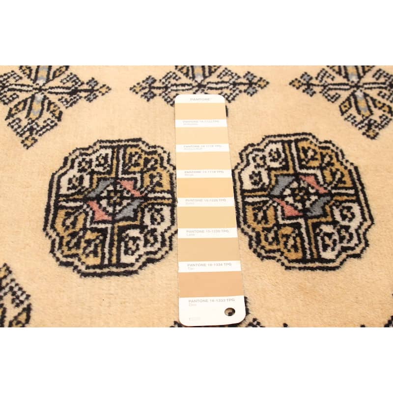 ECARPETGALLERY Hand-knotted Peshawar Bokhara Beige Wool Rug - 3'1 x 5'4