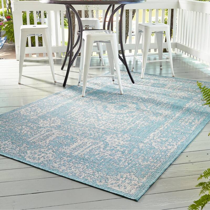 Outdoor Nirie Collection Area Rug