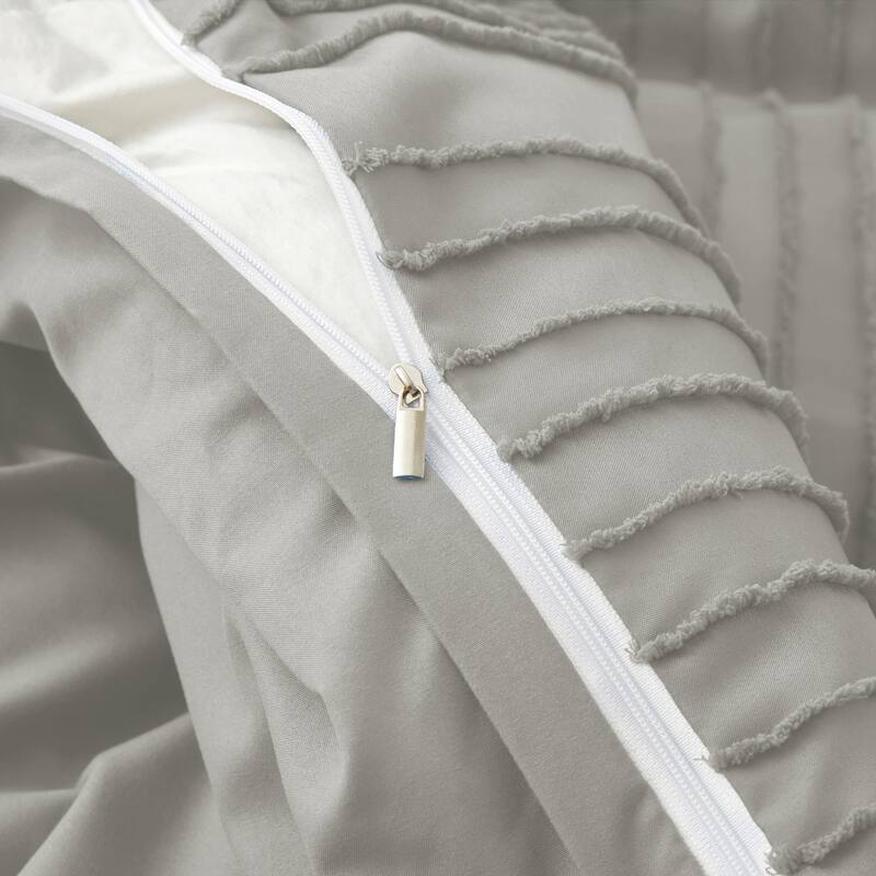 Clipped Jacquard Geometric Duvet Cover & Pillowcase Set
