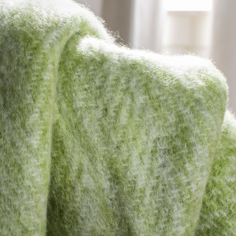 SAFAVIEH Janika Throw