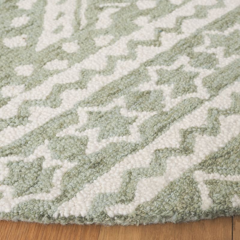 SAFAVIEH Handmade Micro-Loop Kobie Wool Rug