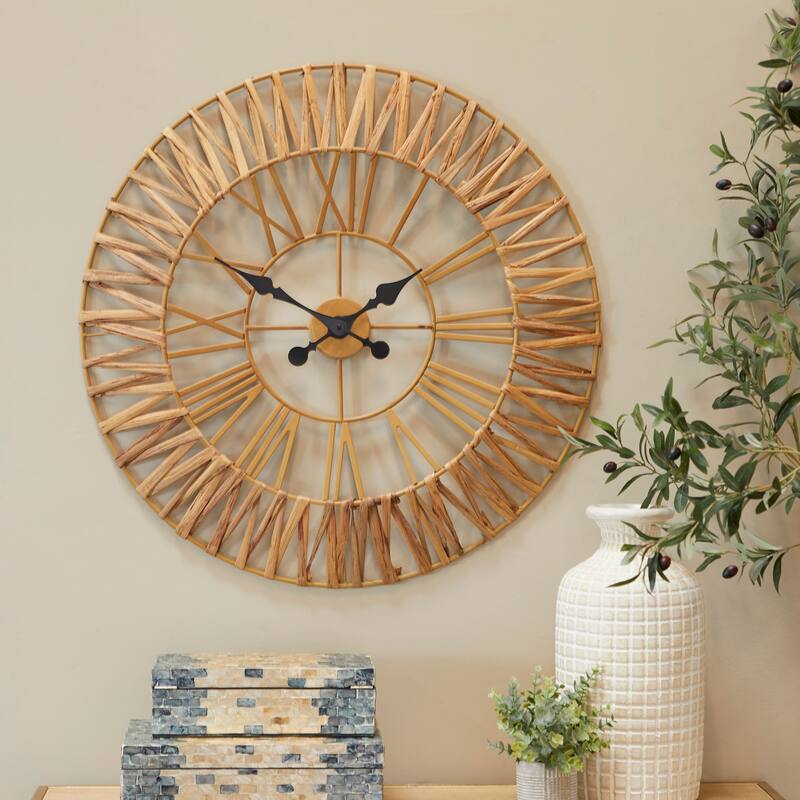 Brown Seagrass Woven Decorative Wall Clock with Gold Metal Frame - Brown