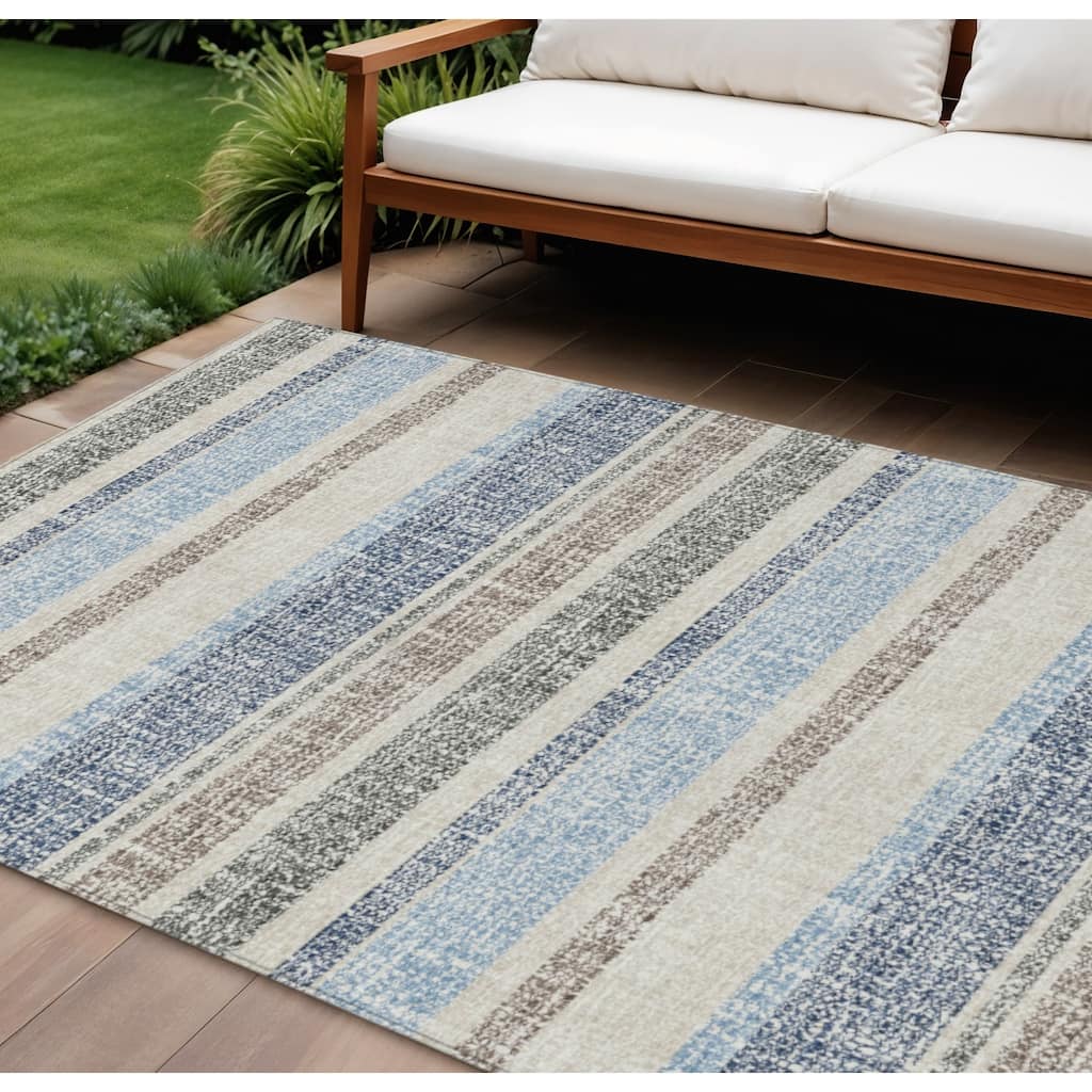 HomeRoots Striped Transitional Rectangle Outdoor Rug