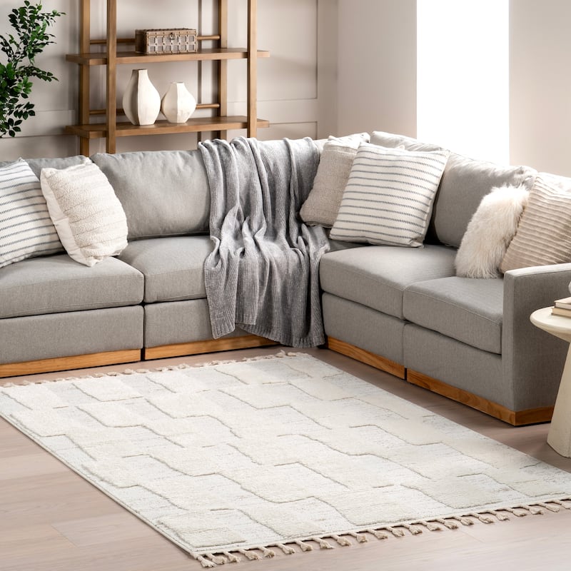 Nuloom Magnolia High-Low Geometric Tasseled Area Rug - 5' x 8' - Light Beige - Rectangle