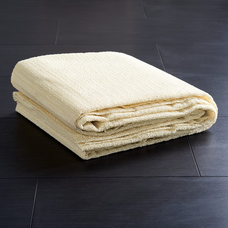 SAFAVIEH Ultra Rug Pad 1" Extra Thick with Open Weave Pattern - Slip Resistant & Trim-to-Fit - White