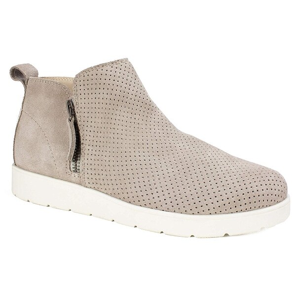 white mountain beaumont sneakers