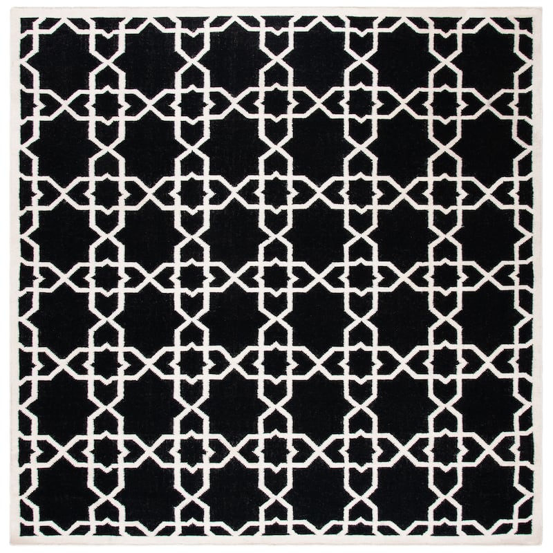 SAFAVIEH Handmade Flatweave Dhurries Tjanka Modern Wool Rug - 8' Square - Black/Ivory