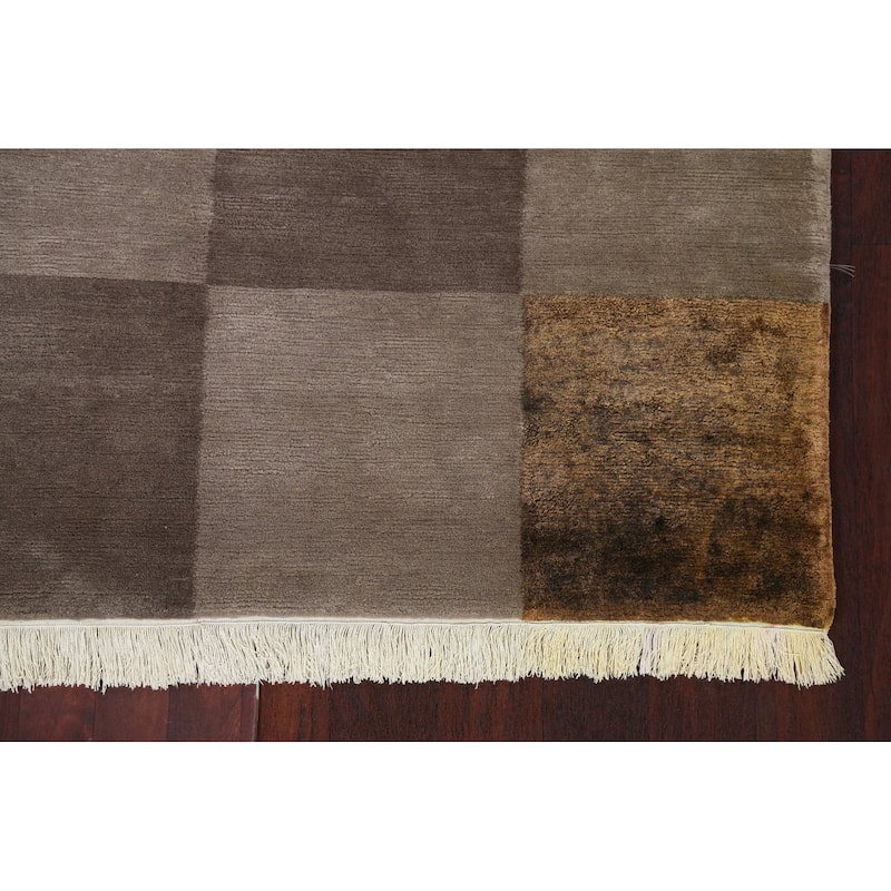 Checkered Vegetable Dye Nepalese Oriental Wool Area Rug Hand-knotted - 5'2" x 7'11"
