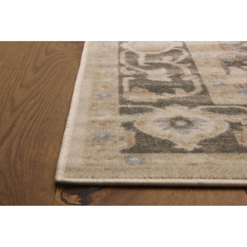 ECARPETGALLERY Machine Woven Gloria Ivory Area Rug