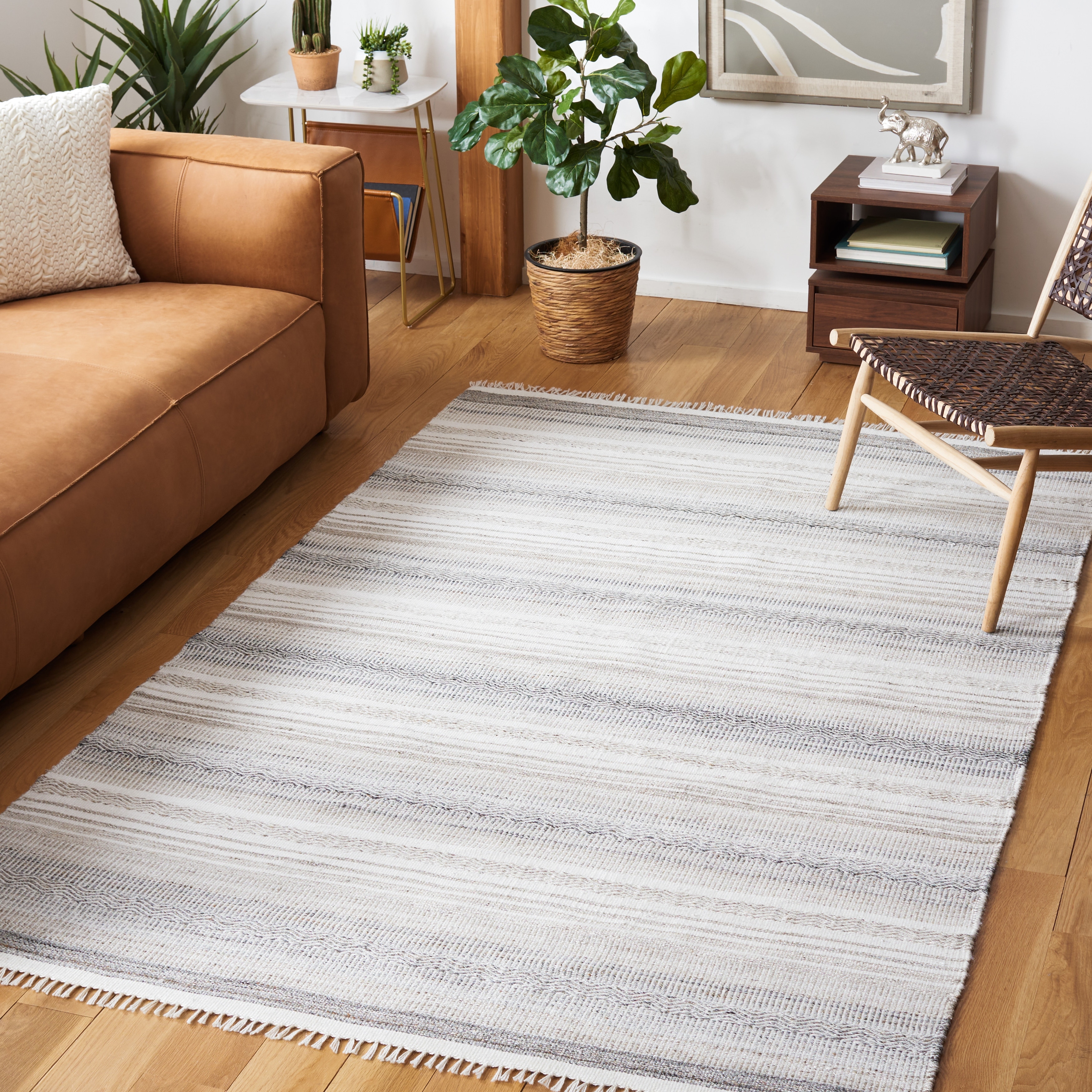 SAFAVIEH Handmade Kilim Mansoura Transitional Rug