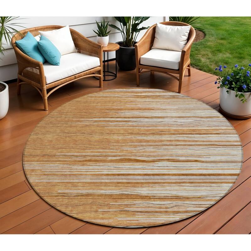 HomeRoots Striped Transitional Rectangle Outdoor Rug - 8' Round