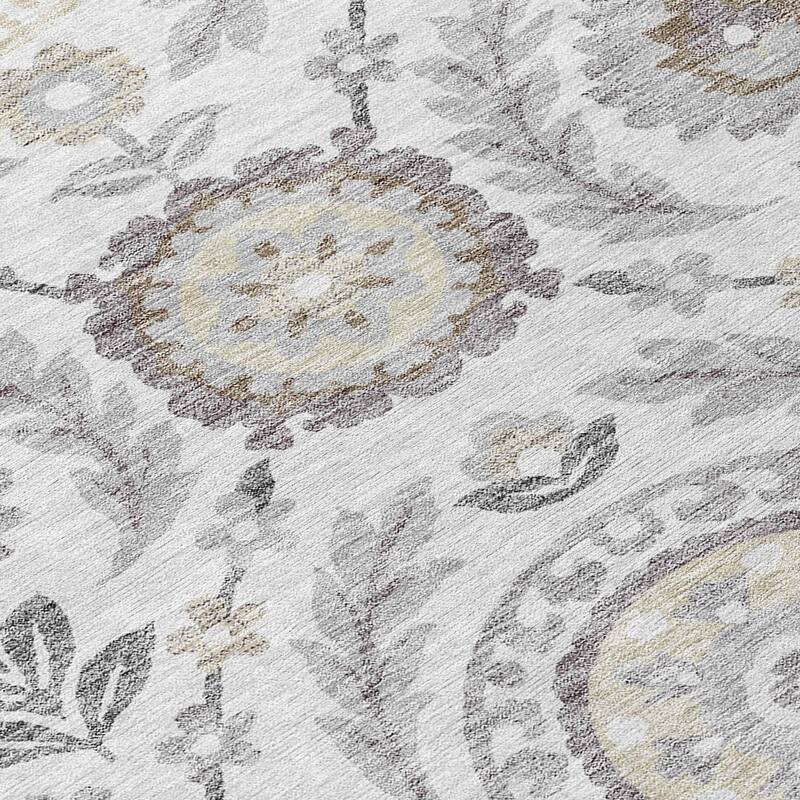 Machine Washable Indoor/ Outdoor Chantille Suzani Boho Rug