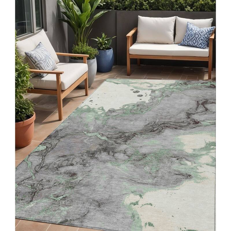 HomeRoots Abstract Transitional Rectangle Outdoor Rug - 5' X 8'