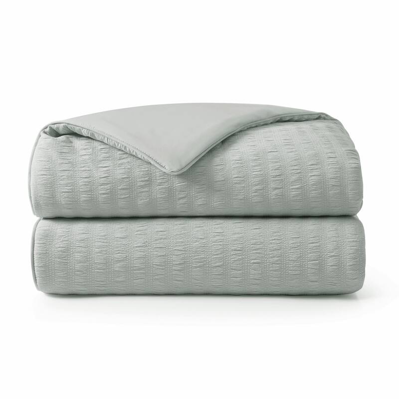 Lightweight Cooling Reversible Bed Blanket, Breathable Seersucker Comforter for Hot Sleepers