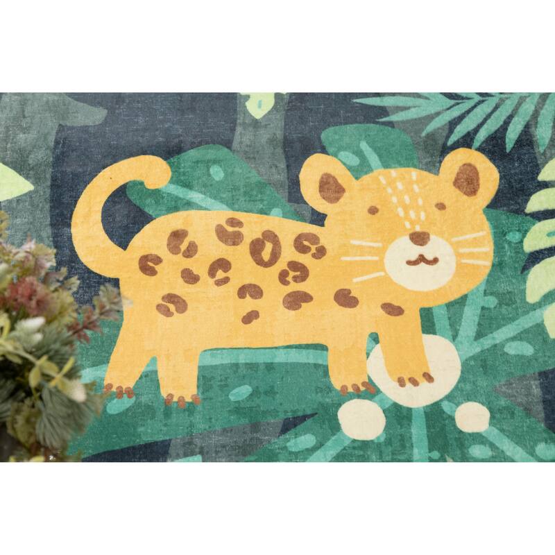 Kids Collection Explore the Jungle Trees & Animals Area Rug