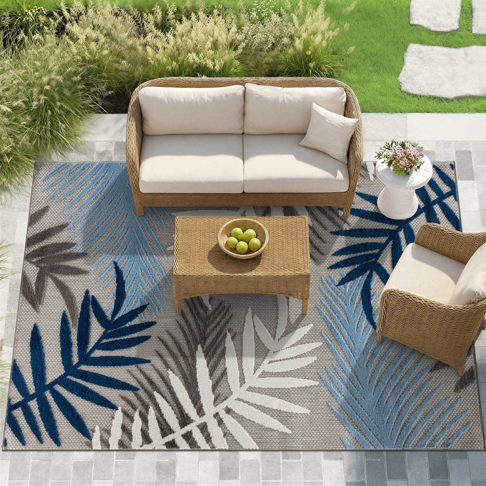 Evora Palm Frond Indoor/Outdoor Area Rug