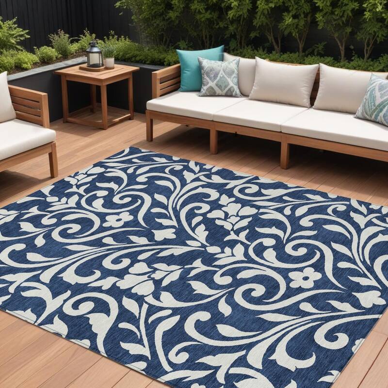 HomeRoots Floral Transitional Rectangle Outdoor Rug - 8' X 10'