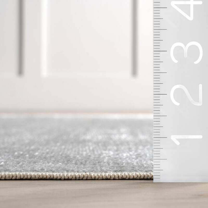 Nuloom Argelia Solid Machine Washable Area Rug
