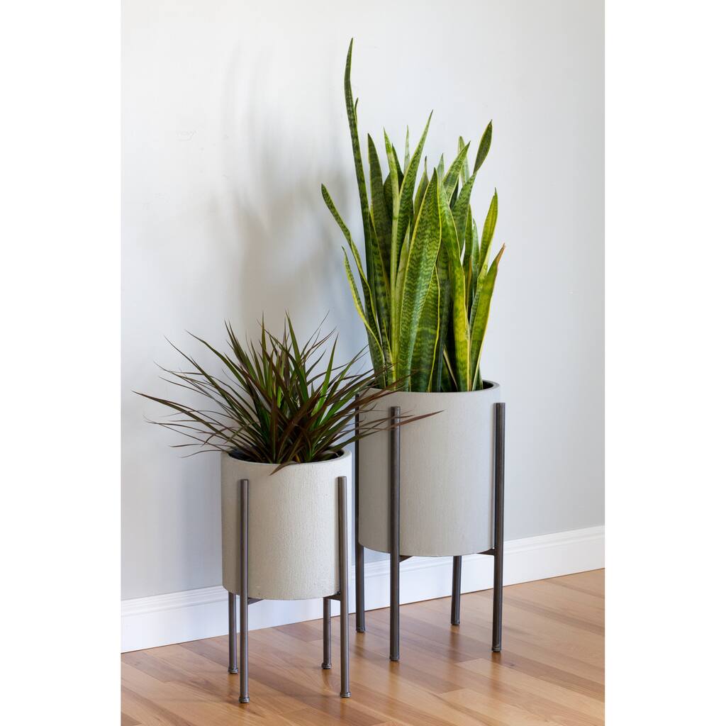 Tania Grey Metal Mid-century Modern Planters (Set of 2) - 23' x 12.5'