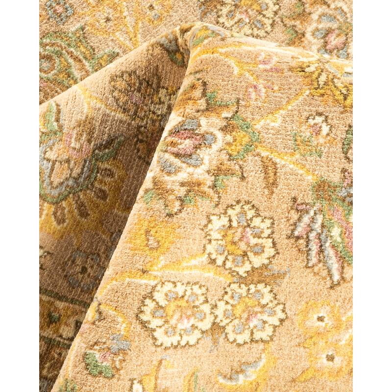 Overton Hand Knotted Wool Traditional Oriental Ivory Area Rug - 4' x 6'